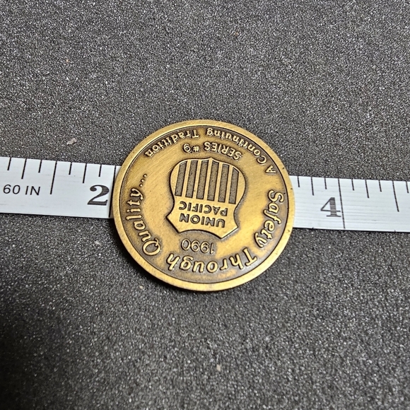 Vintage 1990 Union Pacific Series #9 Safety To Through Quality 1969 Train Token - Picture 3 of 3